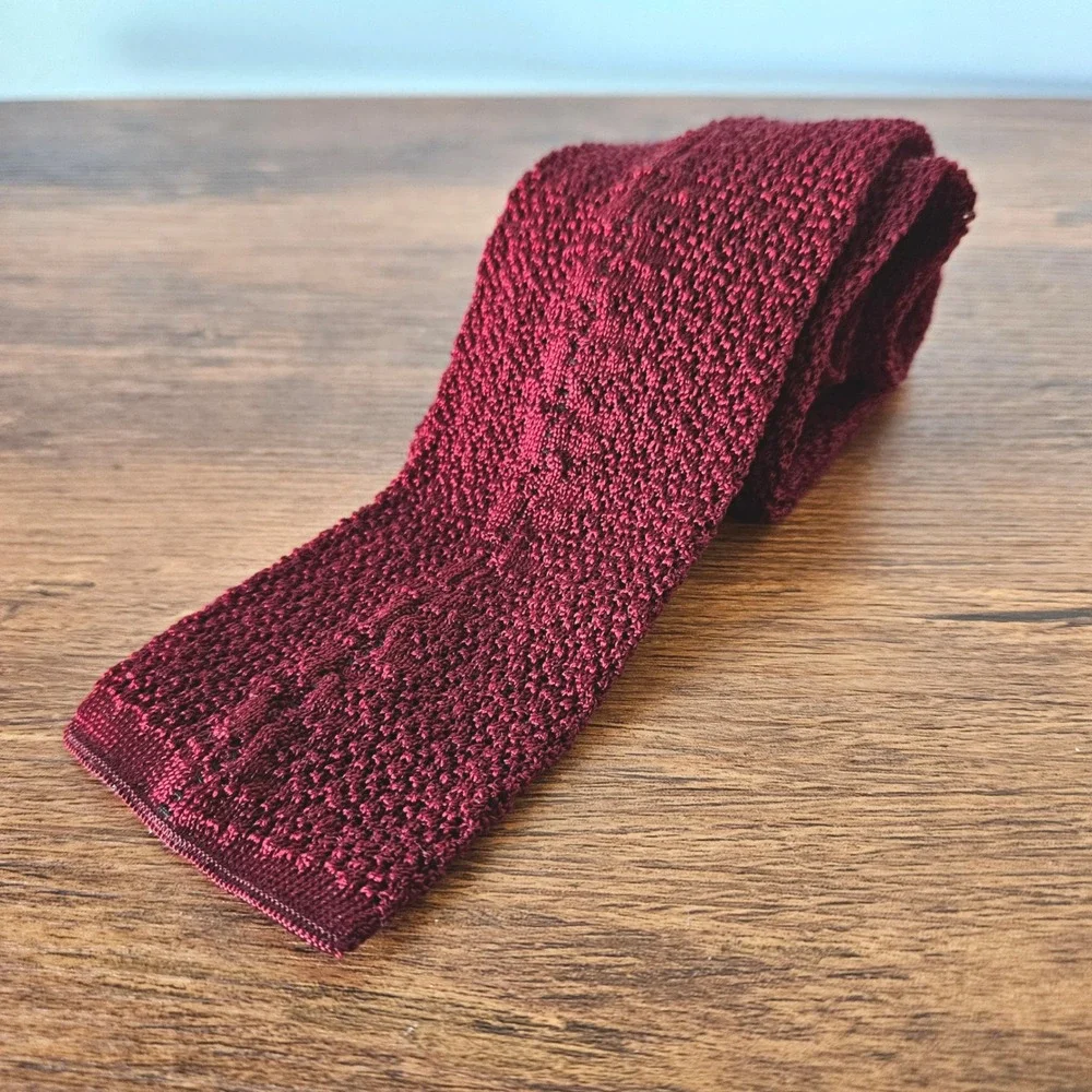 Vintage 50s Master Knit Resilio Burgundy Rayon Knit Square Bottom Necktie Mens